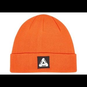 NWT PALACE beanie orange/red